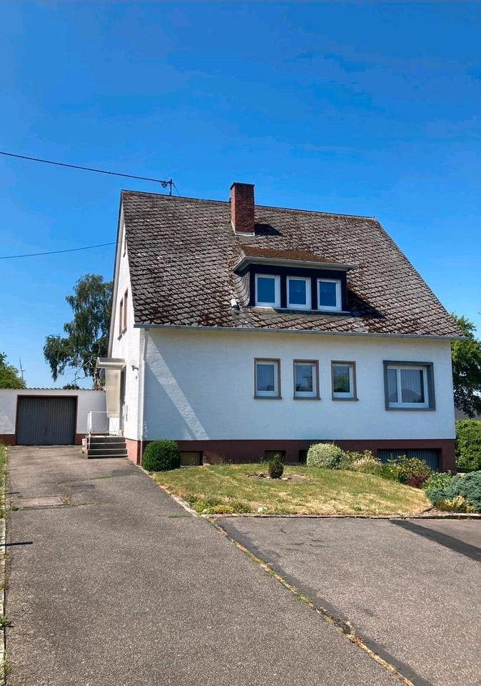 Thumbnail-1-2 Familienhaus mit großem Garten zu vermieten