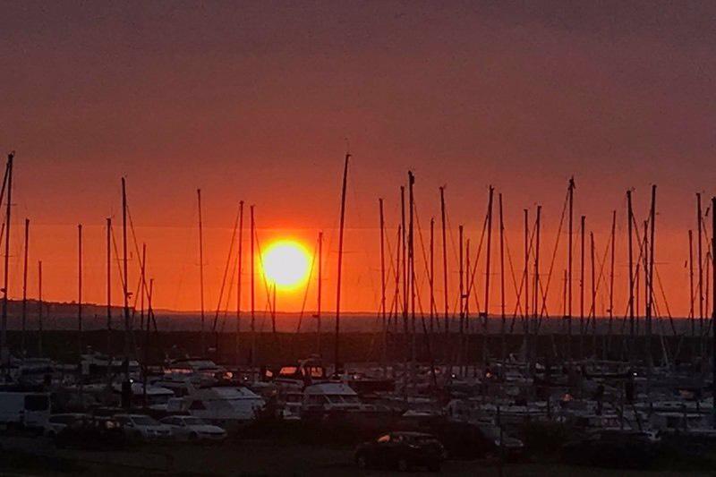 Thumbnail-Meervilla mit Blick auf die Ostsee