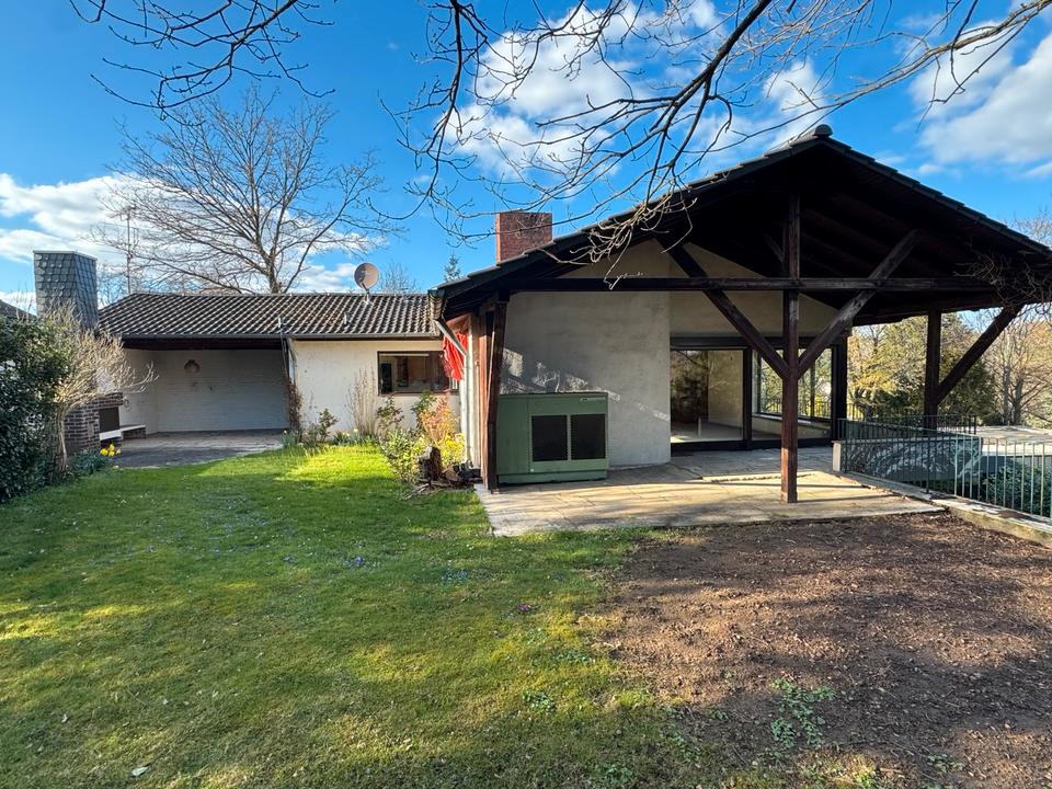 Thumbnail-Einfamilienhaus mit Fernblick und großem Grundstück