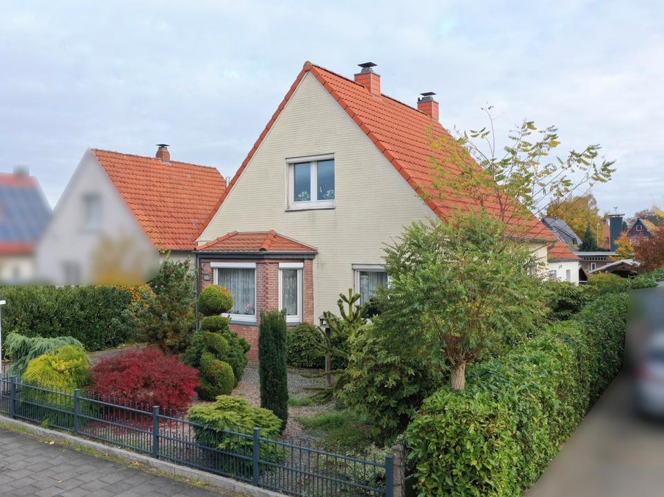 Thumbnail-Wohnen in der Lessingstraße - Haus mit Garten & Garage