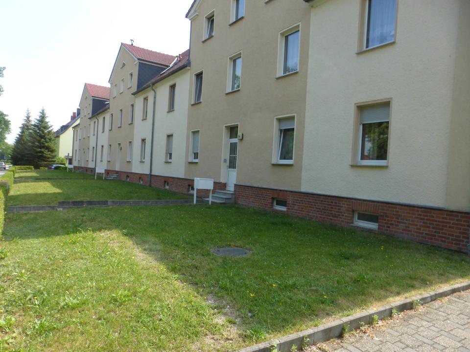 Thumbnail-Schöne und helle 2-Raum Wohnung, Dessau-Ziebigk, Carport, Balkon