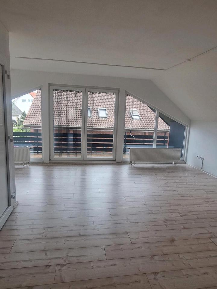 Thumbnail-3 Zimmer Dachgeschoss Wohnung zu vermieten