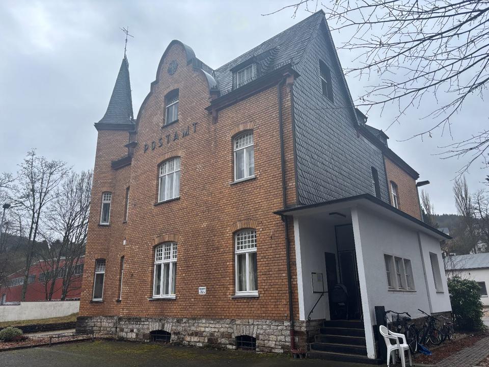 Thumbnail-INVEST: Ehemalige Villa Schoeller, MFH mit 7 WE