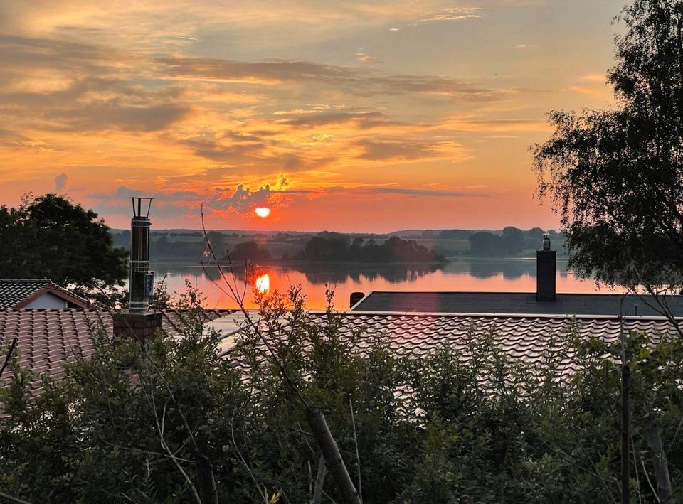 Thumbnail-Blick auf den See - großer Bungalow zur Dauermietee ab 1.11.26