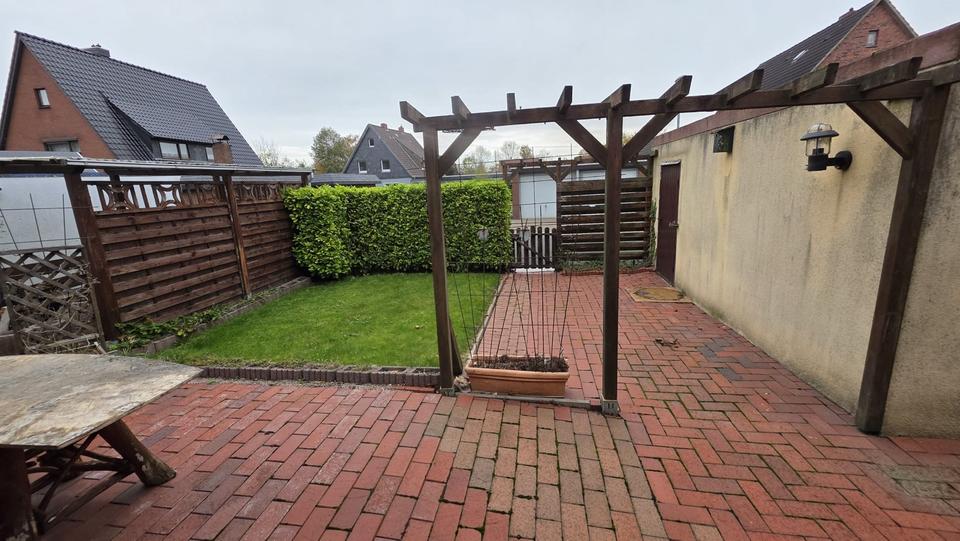 Thumbnail-Häuschen mit kleinem Garten zu vermieten