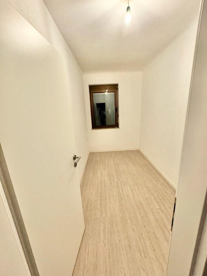 Thumbnail-5-Zimmer-Wohnung in Stuttgart