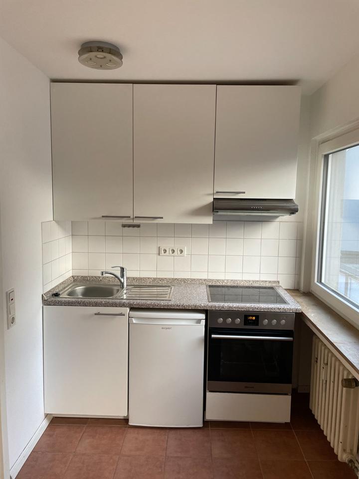 Thumbnail-Gemütliche, helle 1-Zimmerwohnung mit Einbauküche und eigenem Bad