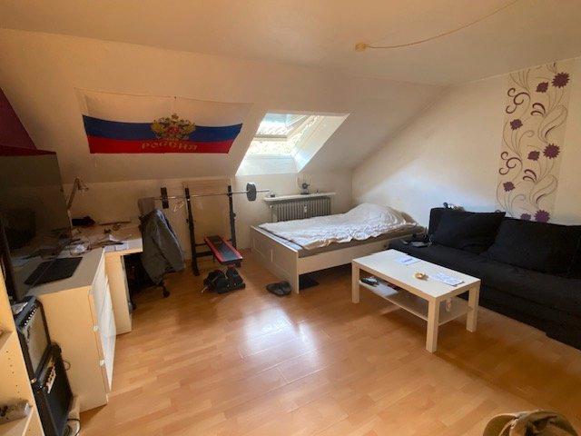 Thumbnail-Uni-nahe 1-Zimmer-DG-Wohnung mit Küche, Keller und Stellplatz