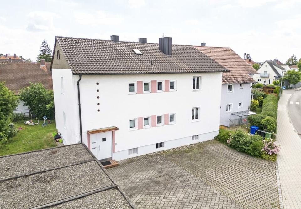 Thumbnail-Gepflegtes Zweifamilienhaus mit schönem Garten in begehrter Lage