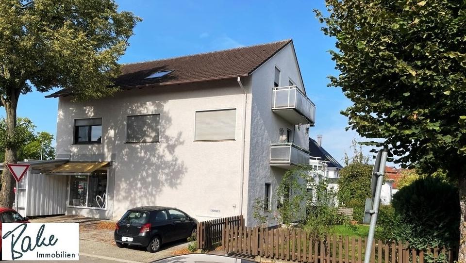 Thumbnail-Komplett renovierte, geräumige 4 Zimmer-DG-Wohnung mit Küche, zentral in Mennighüffen