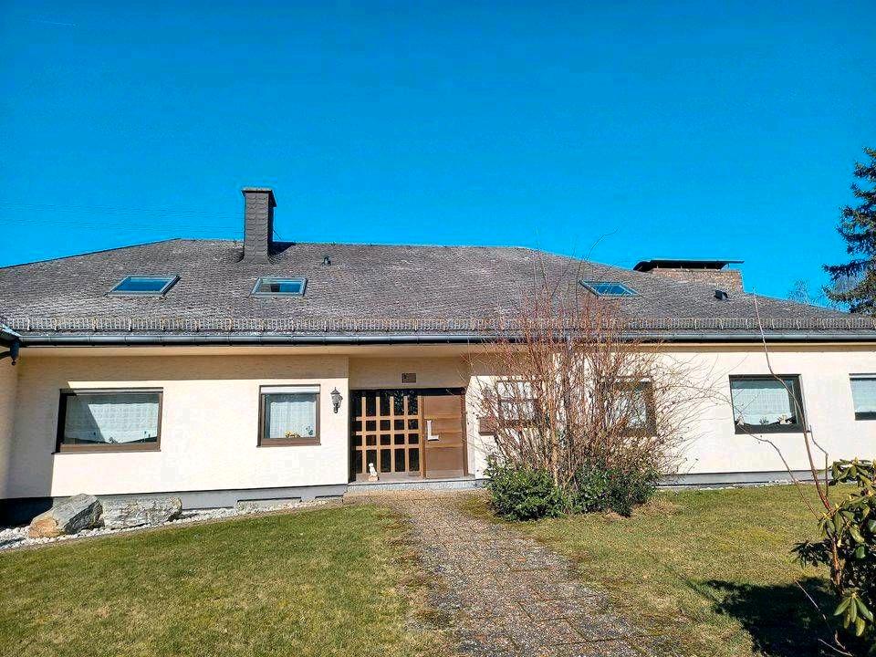 Thumbnail-Großes Wohnhaus mit Pool, Dachterrasse uvm.