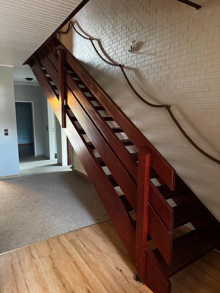 Thumbnail-Haus mit Garage