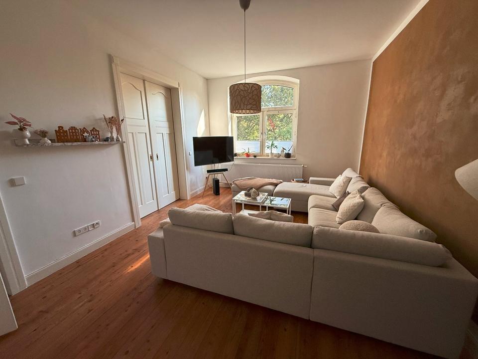 Thumbnail-5 Zimmer Altbauwohnung mit 106 m² - frei ab 01.07.2026
