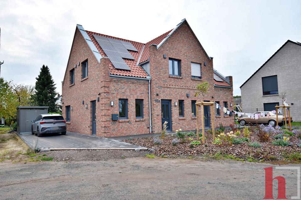 Thumbnail-Exklusive Doppelhaushälfte in ruhiger Lage von Drebber *KfW 40+ Standard*