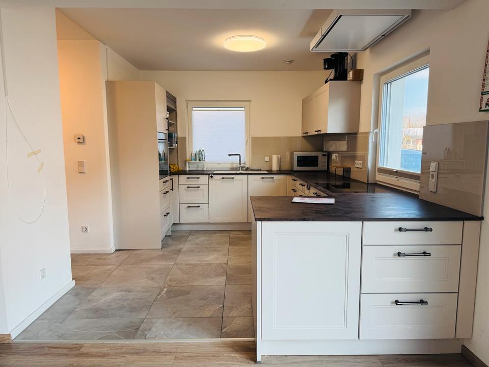 Thumbnail-Wunderschönes, modernes Einfamilienhaus zu verkaufen