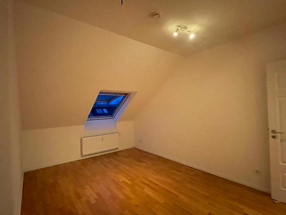 Thumbnail-Helle 2-Zimmer-DG in Alt-Lindenau m. Klimaanlage