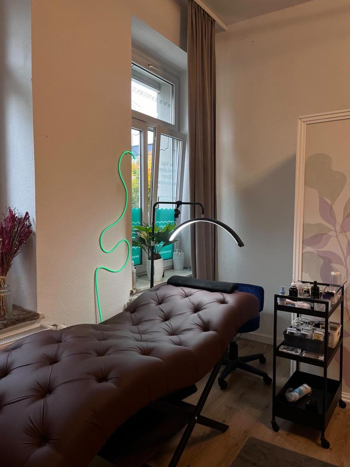 Thumbnail-Raummiete KosmetikBehandlungsraum