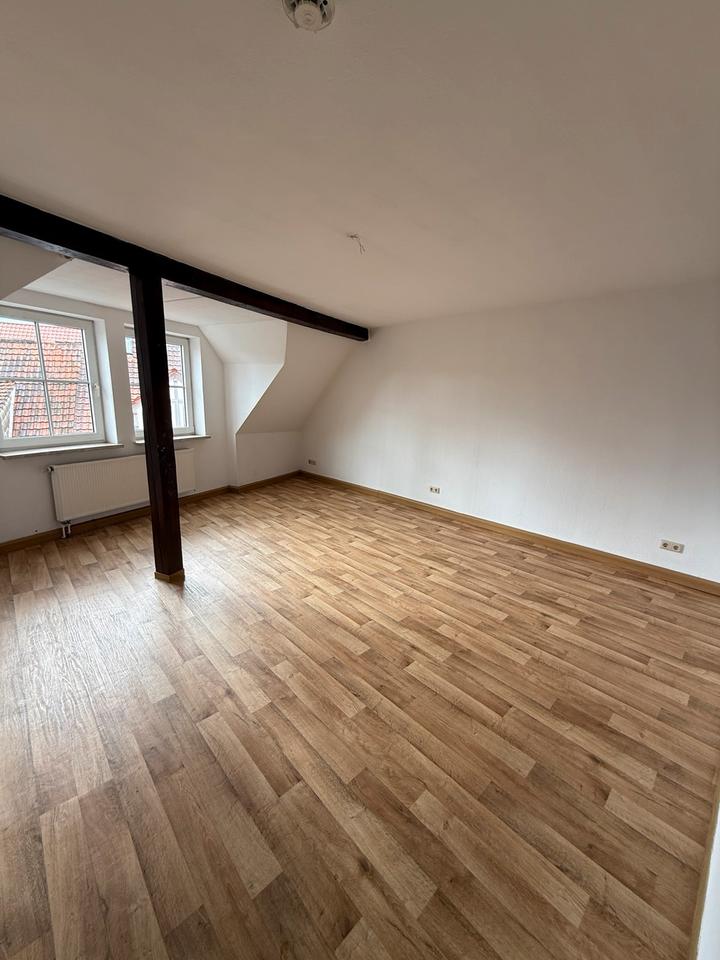 Thumbnail-100qm Wohnung in zentraler Lage an der Hauptstraße Sondershausen