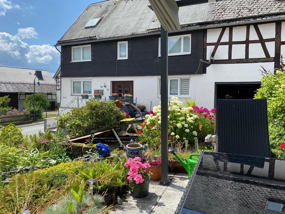 Thumbnail-Einfamilienhaus Zweifamilienhaus von Privat mit großen Garten