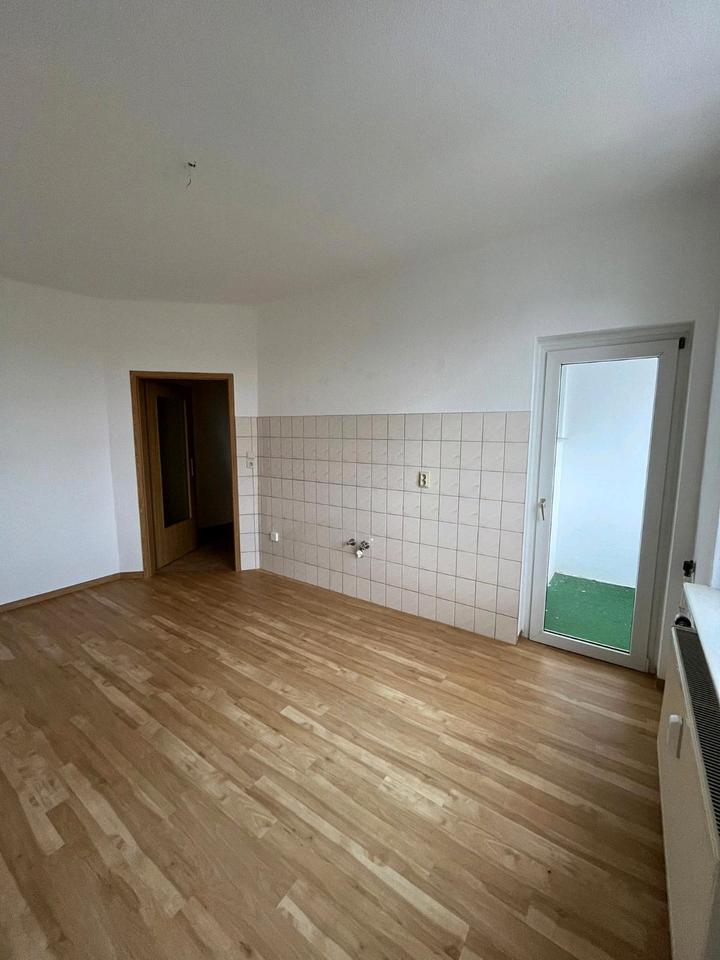 Thumbnail-2 Raum Wohnung mit Balkon in Gera Quellenstraße 3. OG