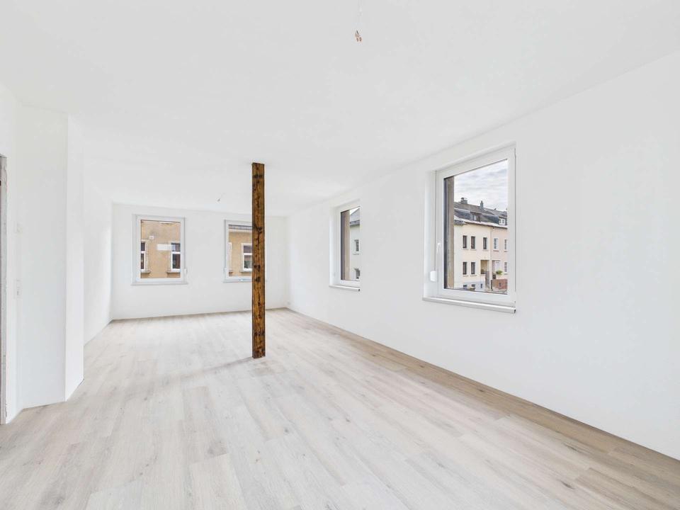 Thumbnail-Modern sanierte 2-Raum-Erdgeschosswohnung in ruhiger Lage in Auerbach