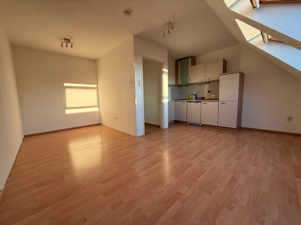 Thumbnail-1-Zimmer Mietwohnung in Bremerhaven-Lehe