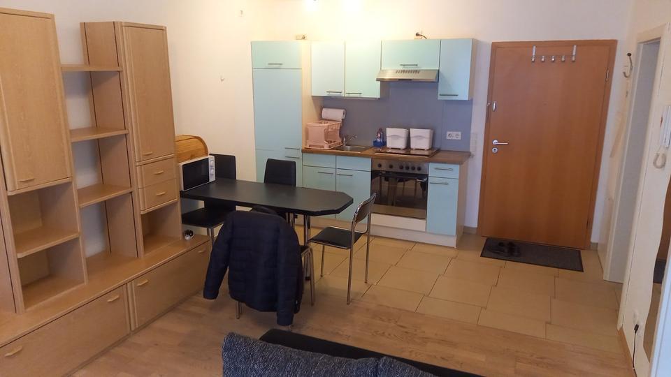 Thumbnail-Helle, zentral gelegene 2 Zimmer Wohnung
