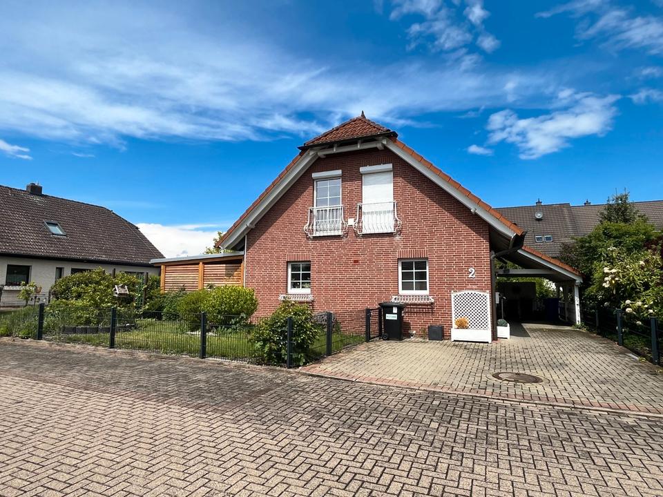 Thumbnail-Einfamilienhaus mit großzügigem Außenbereich in gefragter Lage