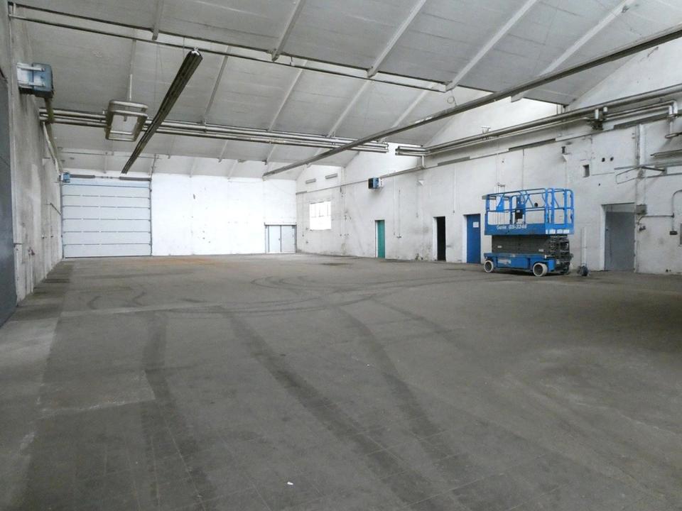 Thumbnail-Großzügiger Hallenkomplex im Grabfeld mit hervorragender Verkehrsanbindung