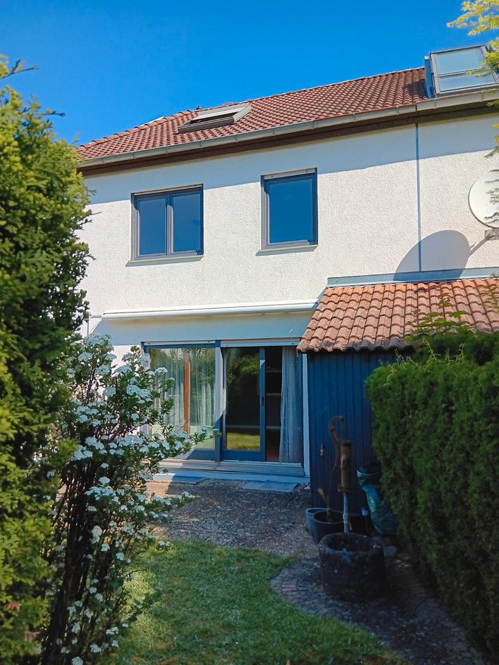 Thumbnail-Familienfreundliches Reihenhaus mit Garten und Garage in Rastatt