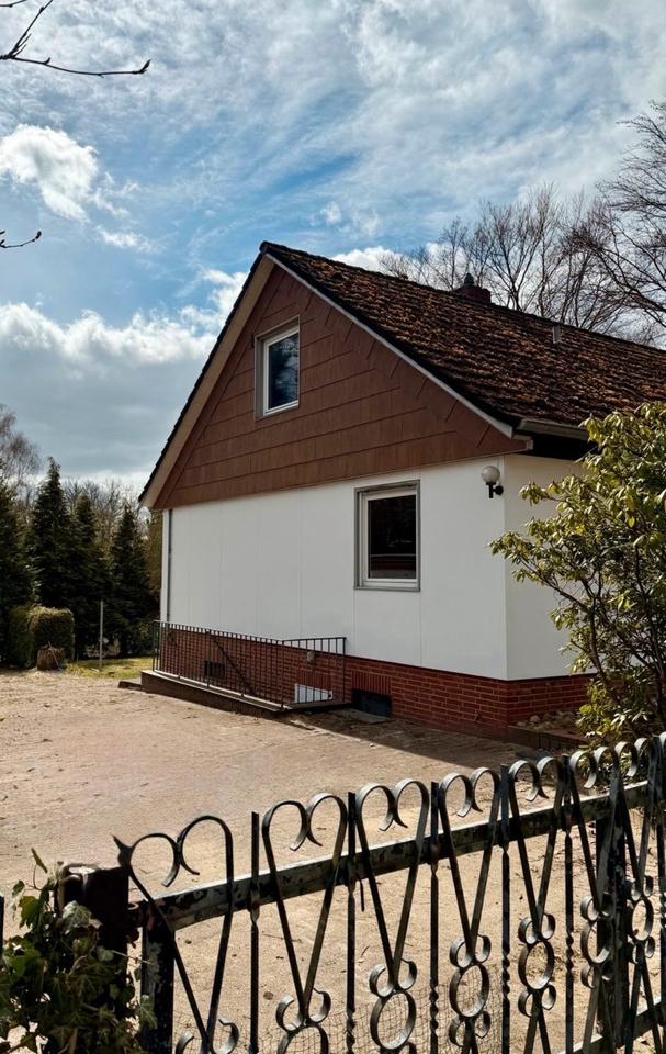 Thumbnail-Haus mit ausgebautem Keller, Garage und großem Südgrundstück