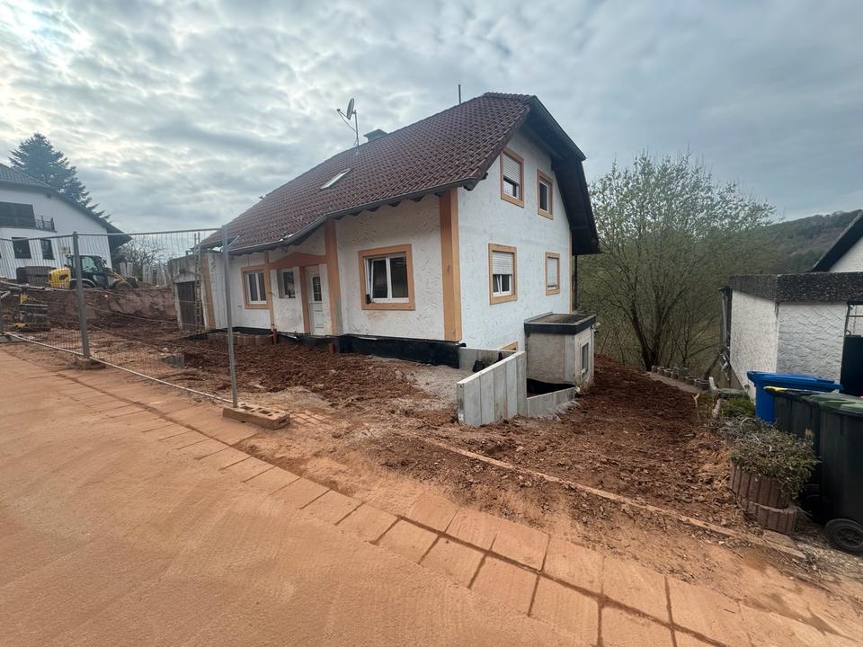 Thumbnail-Einfamilienhaus mit separater Einliegerwohnung in Rohbau Zustand