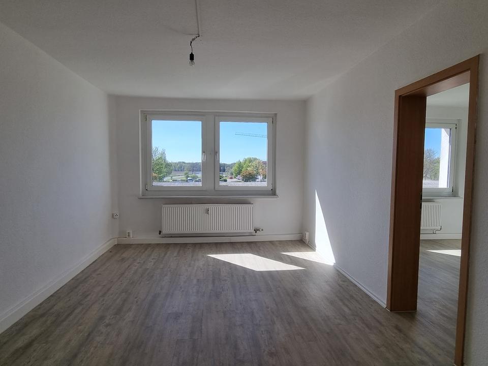 Thumbnail-Schöne und helle 2-Zimmer-Wohnung in idyllischer Ortsrandlage