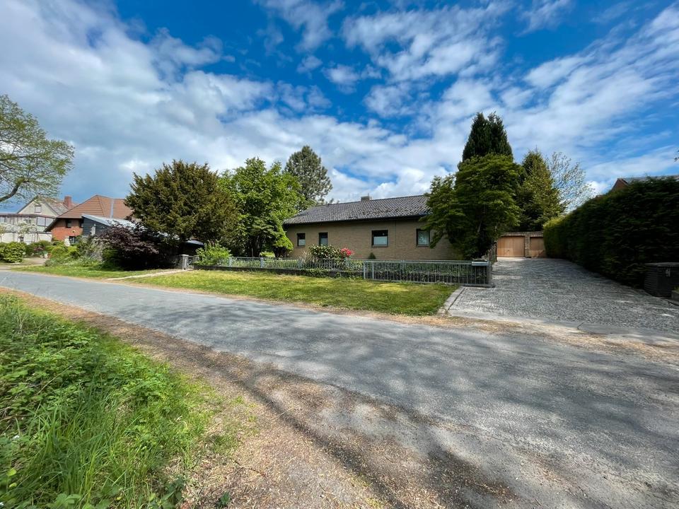Thumbnail-Charmanter Bungalow auf großem Grundstück in idyllischer Lage