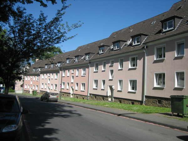 Thumbnail-Einziehen und Wohlfühlen: gut aufgeteilte 2 Zimmer-Wohnung im Dachgeschoss in Hagen Eilperfeld!