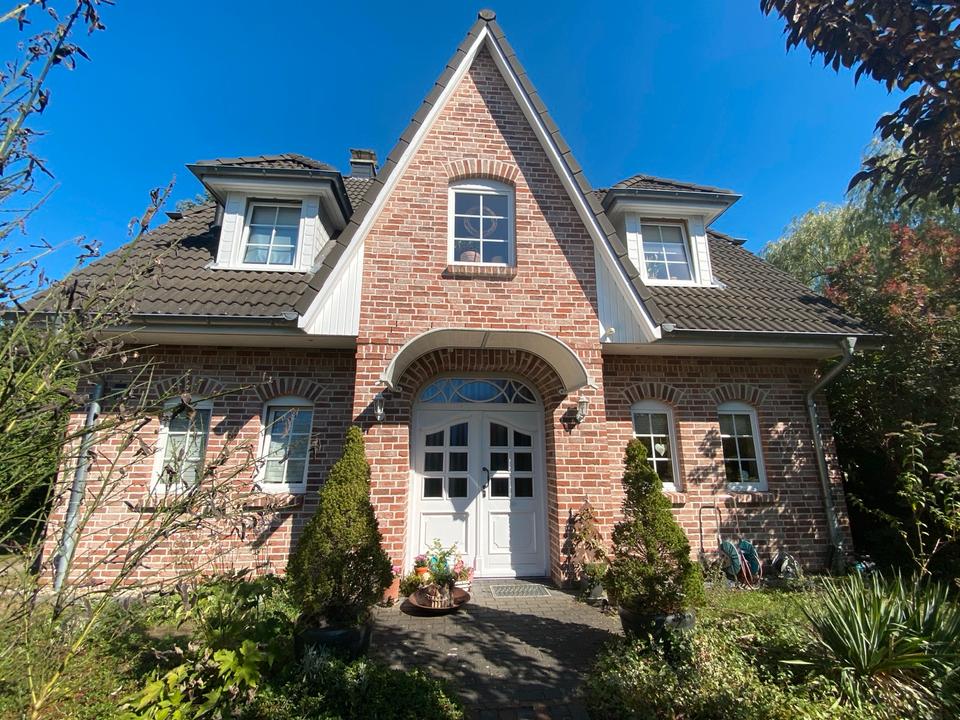 Thumbnail-Verkauft! Schönes EFH mit Garten