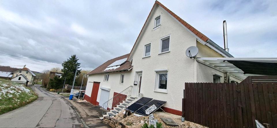 Thumbnail-Freistehendes Einfamilienhaus zu verkaufen. In Meßkirch.