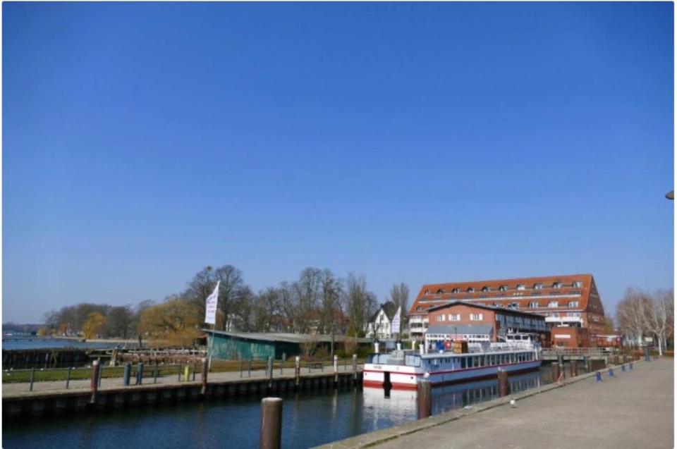 Thumbnail-Last Minute Urlaub an der Mueritz Waren Ferienwohnung Seeblick