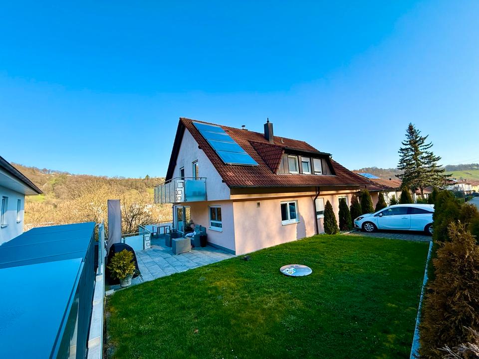 Thumbnail-Großes Einfamilienhaus mit Einliegerwohnung, 1.100m² Grundstück