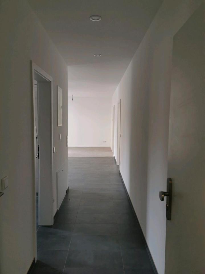 Thumbnail-Neubauwohnung - sehr moderne 3-Zimmer - ERSTBEZUG