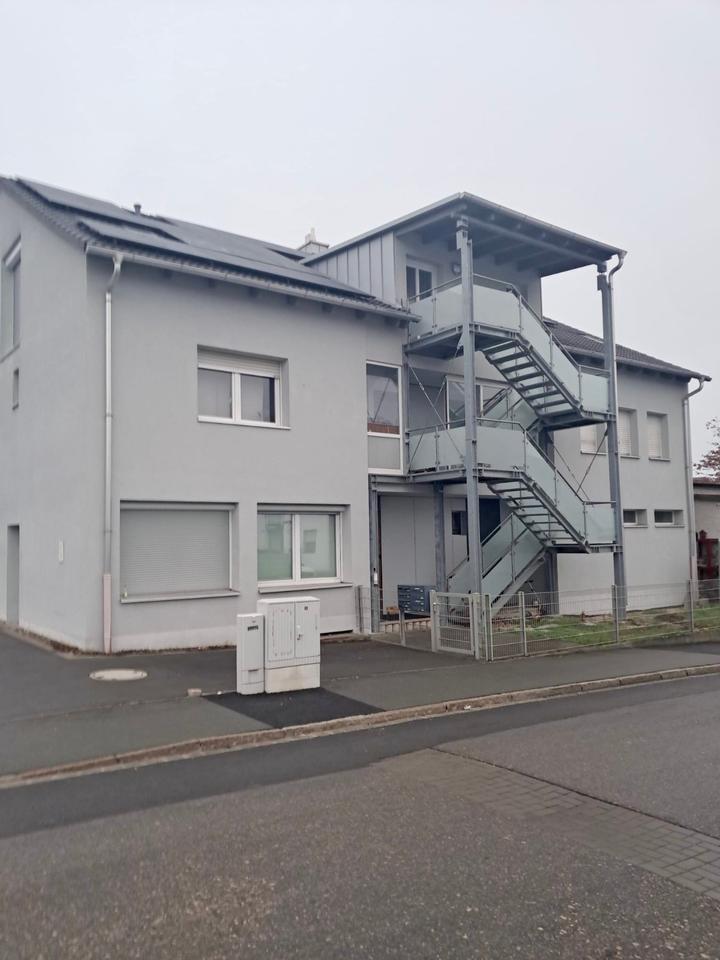 Thumbnail-Attraktive 2,5 - Zimmerwohnung mit tollem Ausblick