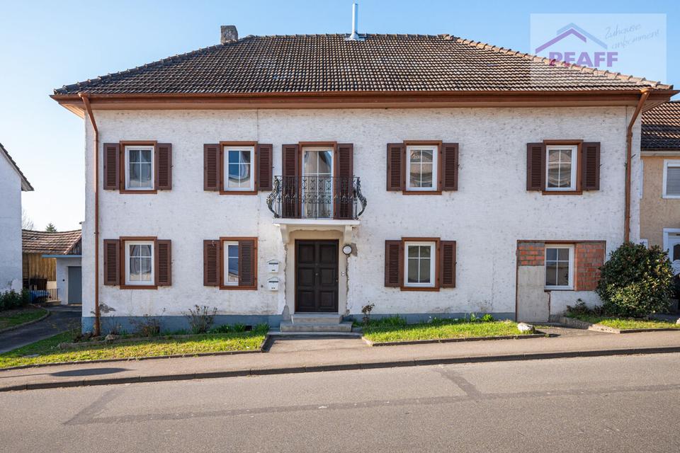 Thumbnail-Zuhause ankommen in Gailingen in der Rheinstr.! Modernisierte 3 Zi.-Whg. mit Küche, Garten + Garage