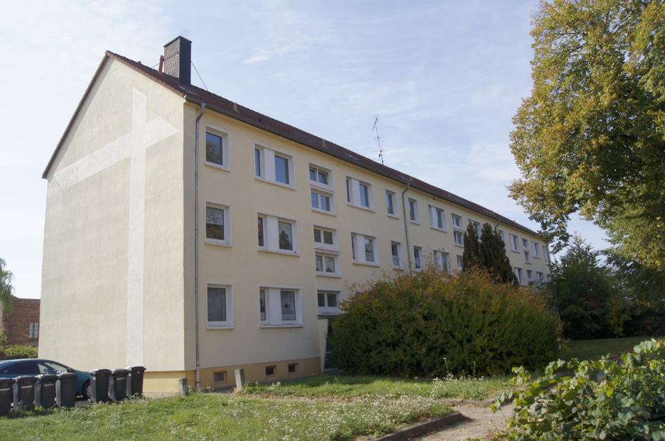 Thumbnail-Helle teilsanierte 3-Zimmer-Wohnung - in Kroppenstedt