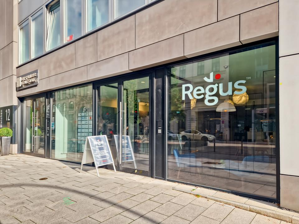 Thumbnail-Privater Büroraum für 2 Person in REGUS Hohe Bleichen