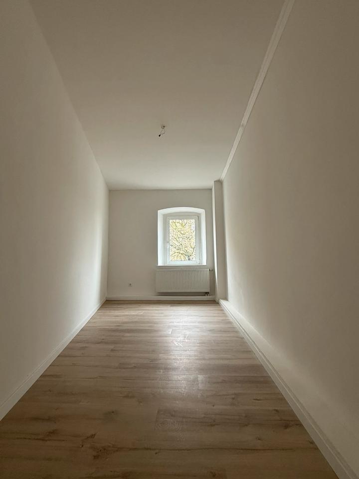 Thumbnail-Wohnung zu vermieten Neu Renoviert!!! Zentrum Hof!!!!