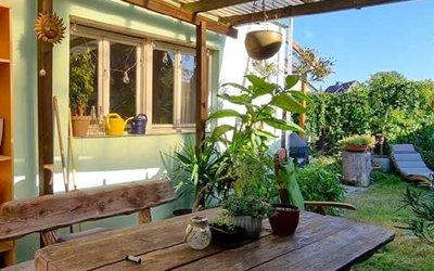 Thumbnail-Wohnhaus mit Nebengelass und ca. 746 m2 Grundstück
