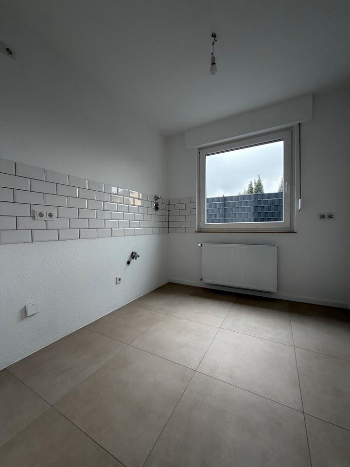 Thumbnail-Kernsanierte 1,5 Zimmer EG-Wohnung in Duisburg Meiderich