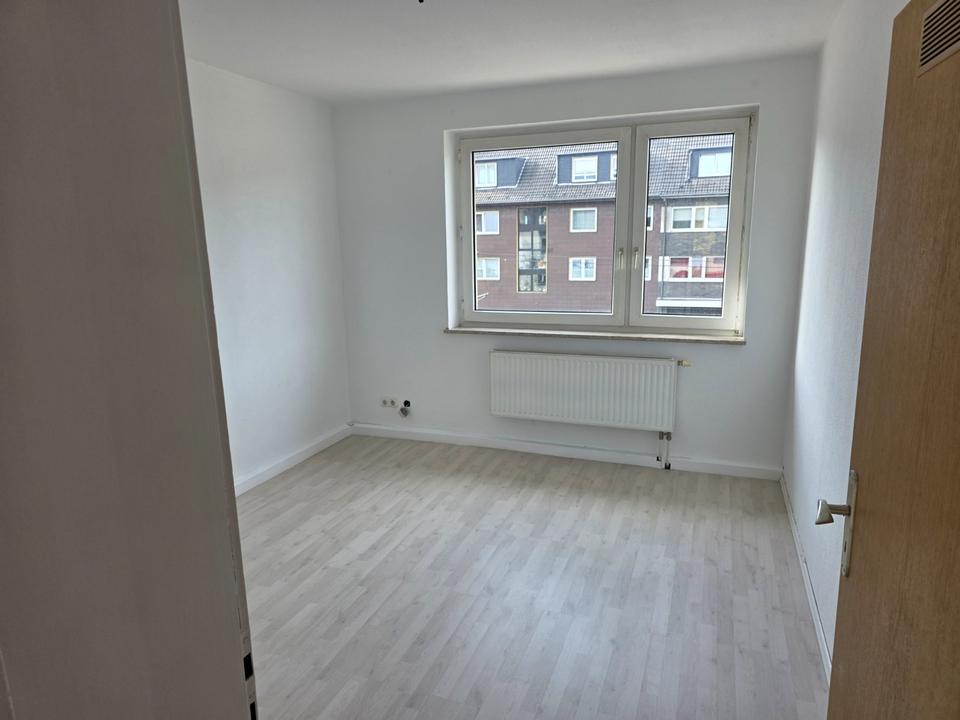 Thumbnail-Klein Wohnung in Duisburg Wanheimerort