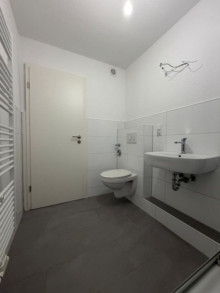 Thumbnail-Kernsanierte 1,5 Zimmer Wohnung in Duisburg Meiderich