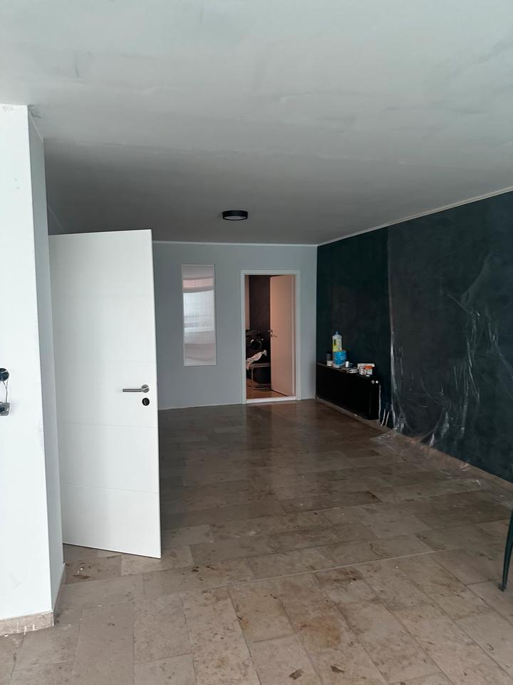 Thumbnail-Große 5 12 Zimmer Wohnung